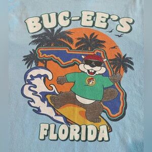 Buc-ees tshirt womens blue GUC